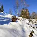 Semesterbostad Chaloupka V Ceskem Raji Semily
